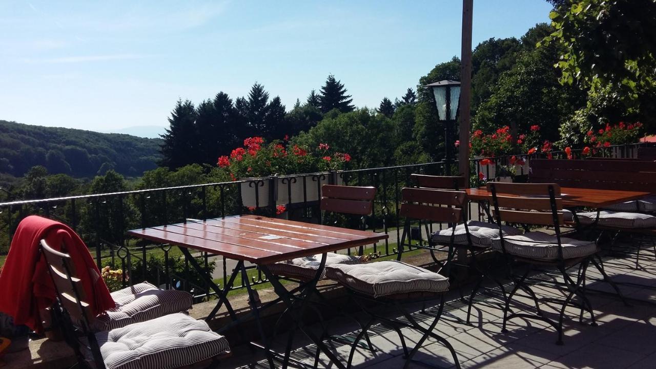 Landgasthof Gruener Baum Badenweiler Buitenkant foto